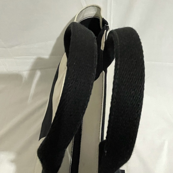 💥WEEKEND SALE💥 
Authentic Bally hand bag - Picture 8 of 12